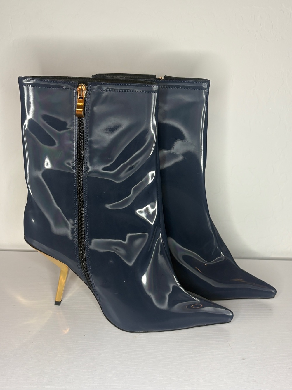 Azalea Wang Glossy Navy Patent Stiletto Ankle Booties Gold Heel